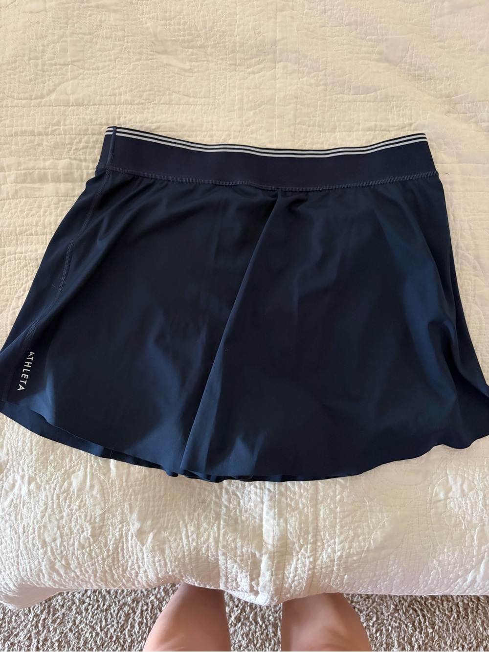 Practically new Athleta navy skort - Picture 2 of 5